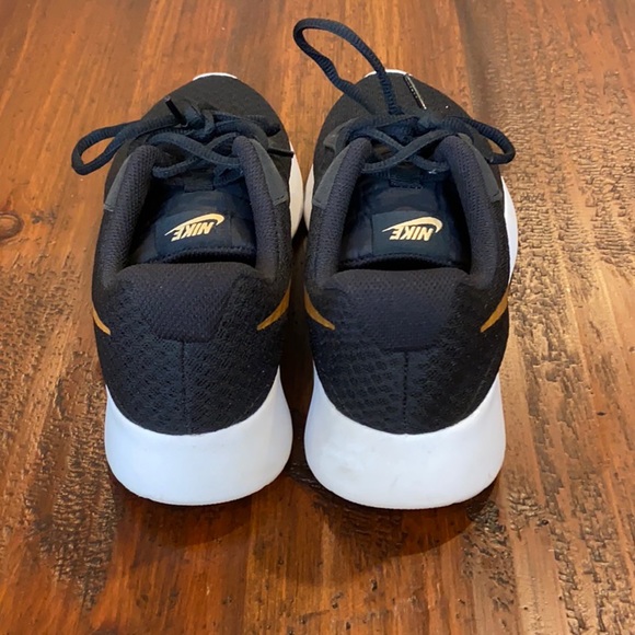 Nike Tanjun Metallic Gold.  A  Modern Design For An Elevated Everyday Look. - Picture 4 of 8